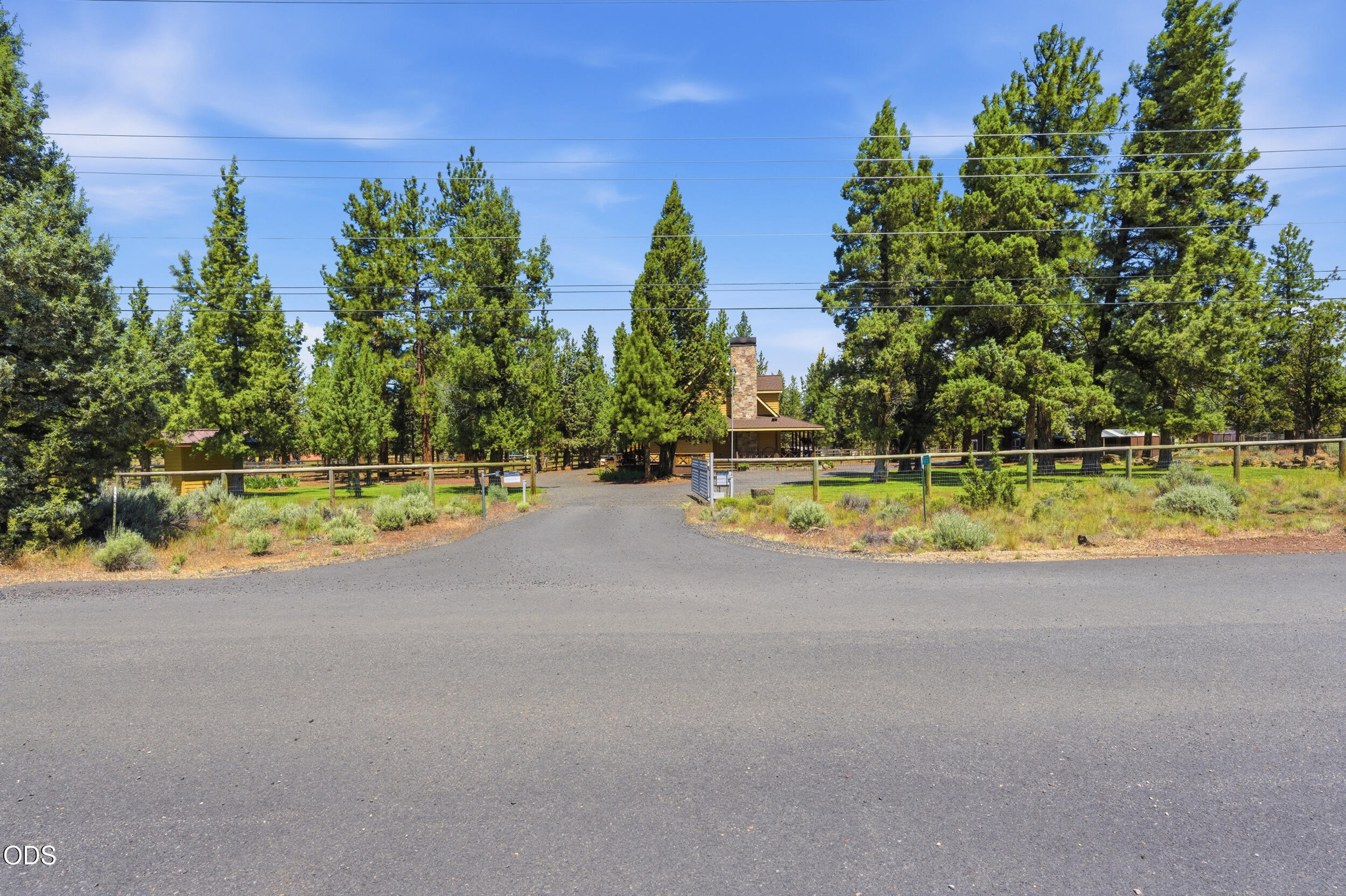 16738 Pine Tree Lane
