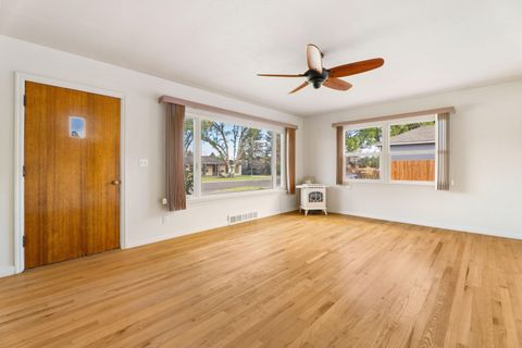 Tiny photo for 946 SW 13th Street, Redmond, OR 97756 (MLS # 220221686)