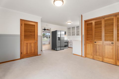Tiny photo for 946 SW 13th Street, Redmond, OR 97756 (MLS # 220221686)