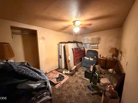 Tiny photo for 411 SE L Street, Grants Pass, OR 97526 (MLS # 220227379)