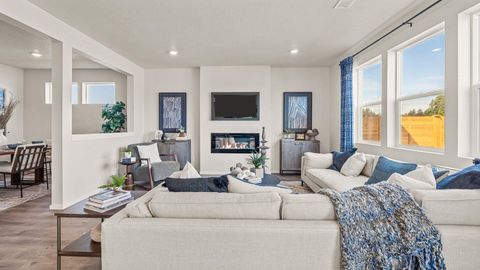 Tiny photo for 20592 Button Brush Avenue, Bend, OR 97702 (MLS # 220212405)