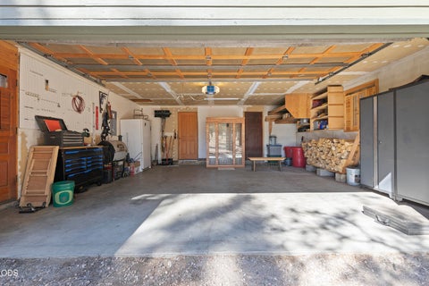 Tiny photo for 69173 Bay Drive, Sisters, OR 97759 (MLS # 220229647)