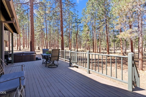 Tiny photo for 69173 Bay Drive, Sisters, OR 97759 (MLS # 220229647)