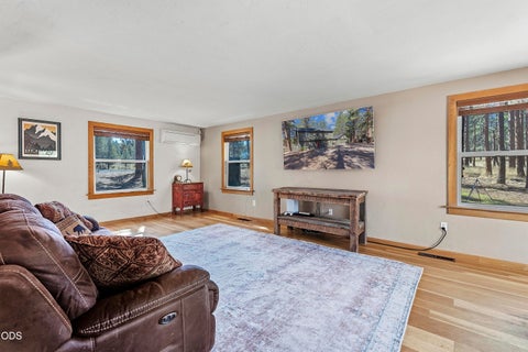 Tiny photo for 69173 Bay Drive, Sisters, OR 97759 (MLS # 220229647)