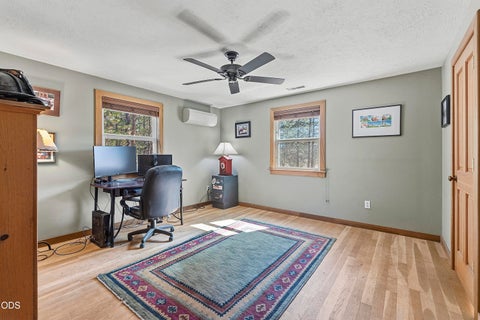 Tiny photo for 69173 Bay Drive, Sisters, OR 97759 (MLS # 220229647)