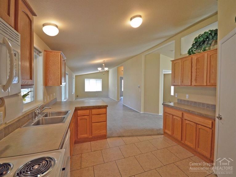 Crooked River Estate - Residential