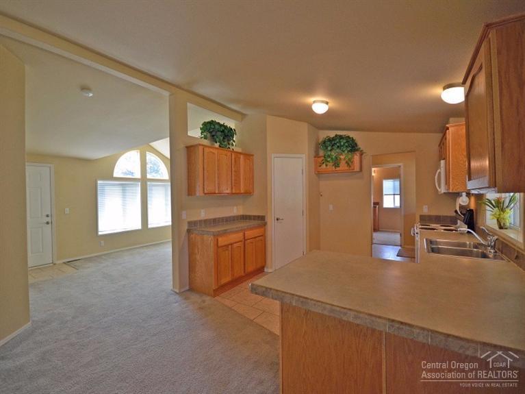 Crooked River Estate - Residential
