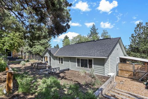 Tiny photo for 2807 NE Lotno Drive, Bend, OR 97701 (MLS # 220219734)