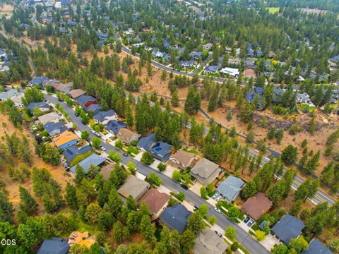 Tiny photo for 466 NW Flagline Drive, Bend, OR 97703 (MLS # 220227172)