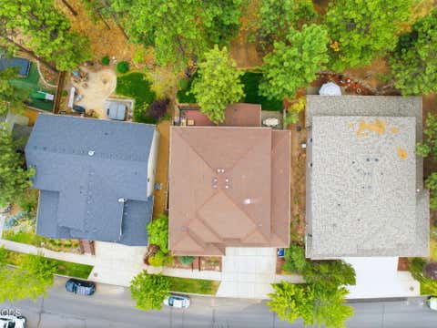 Tiny photo for 466 NW Flagline Drive, Bend, OR 97703 (MLS # 220227172)
