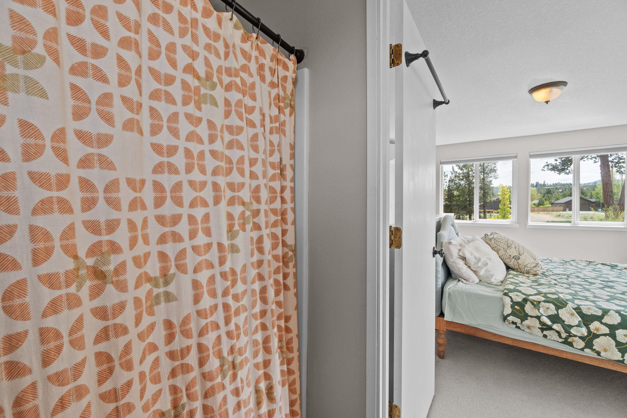 Ponderosa Cascade - Residential