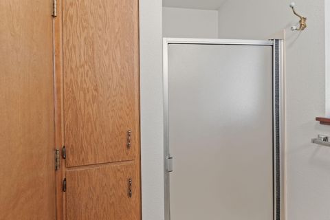 Tiny photo for 714 NE Riddle Drive, Grants Pass, OR 97526 (MLS # 220214330)