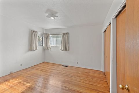 Tiny photo for 714 NE Riddle Drive, Grants Pass, OR 97526 (MLS # 220214330)