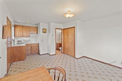 Tiny photo for 714 NE Riddle Drive, Grants Pass, OR 97526 (MLS # 220214330)