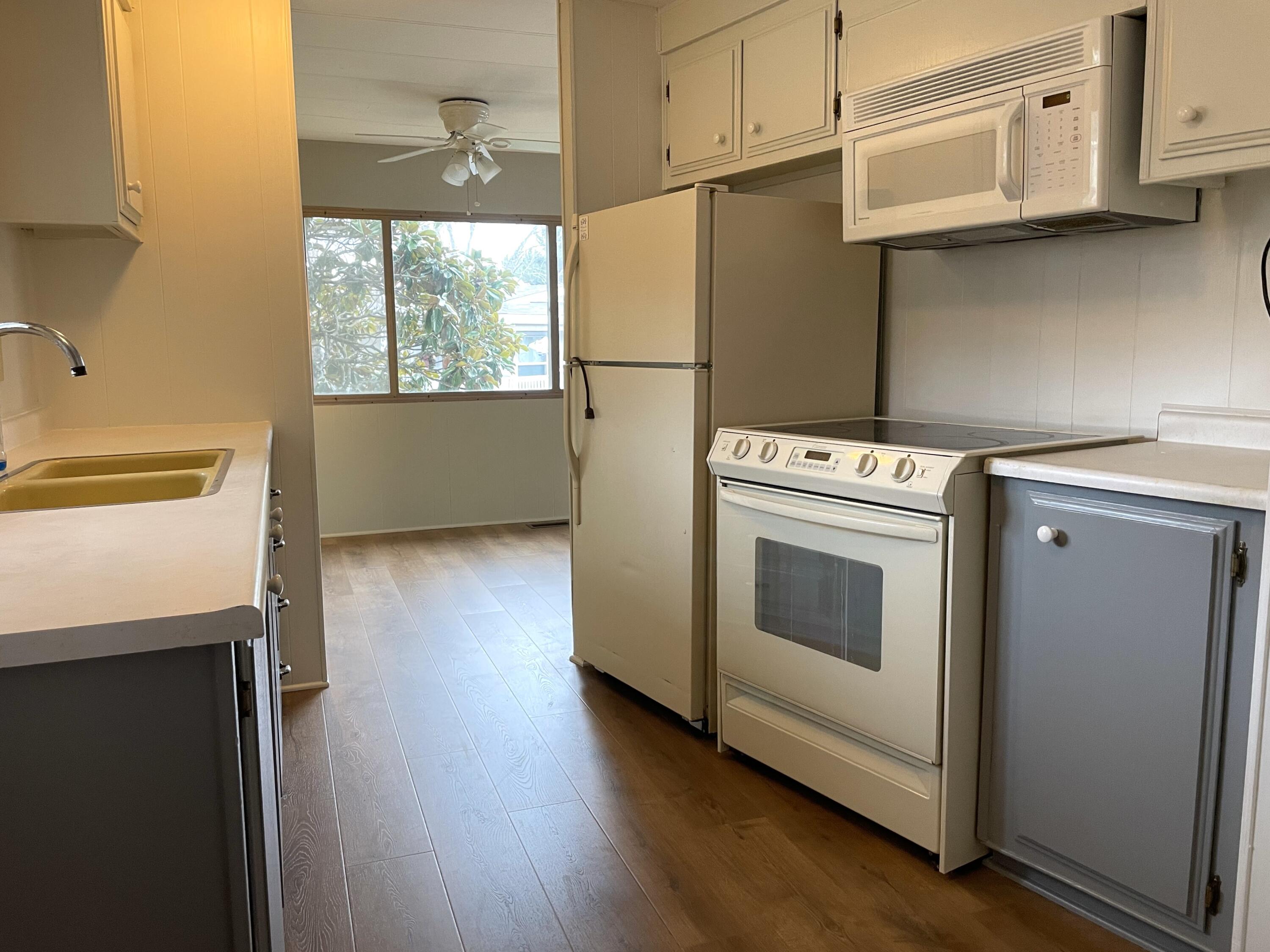 Royal Mobile Estates - Residential