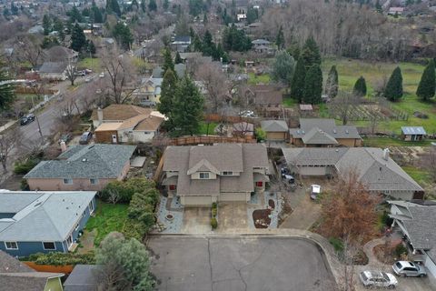 Tiny photo for 115 Oak Meadows Place, Ashland, OR 97520 (MLS # 220215363)