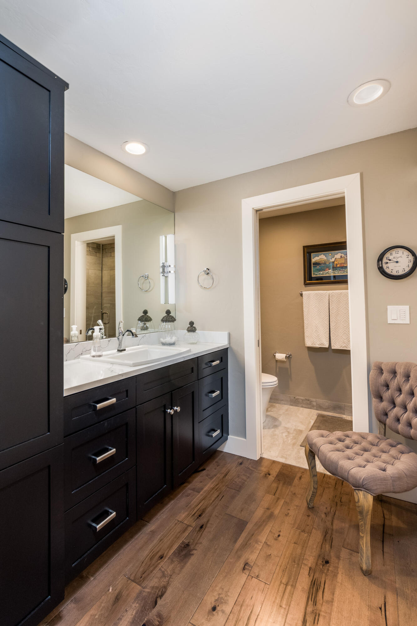 Quelah Condos - Residential