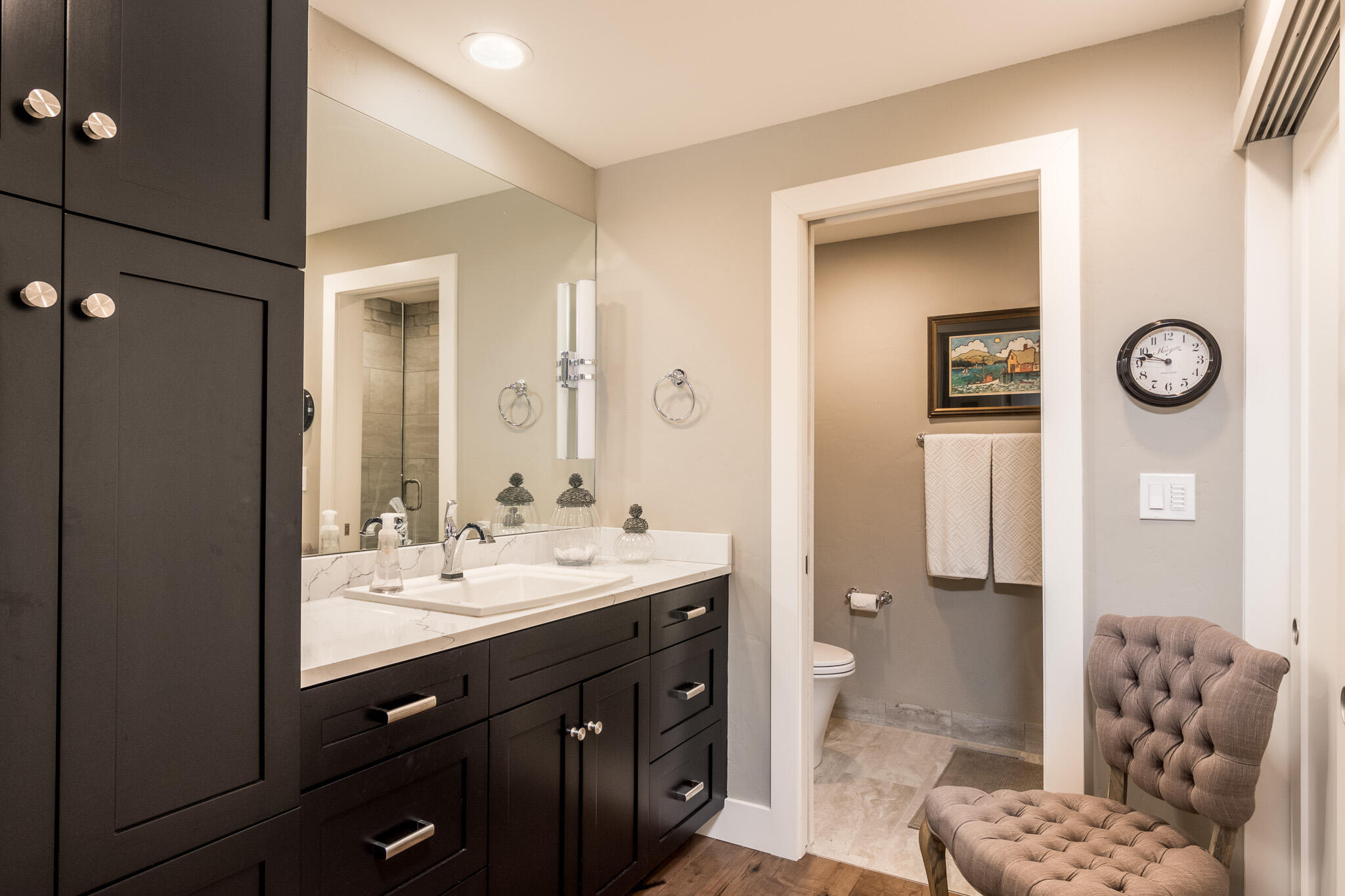 Quelah Condos - Residential