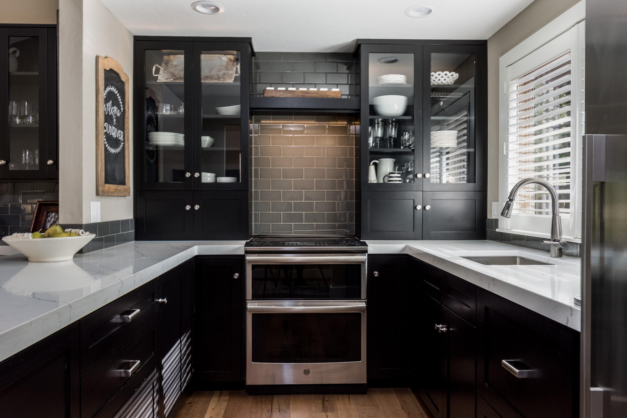 Quelah Condos - Residential