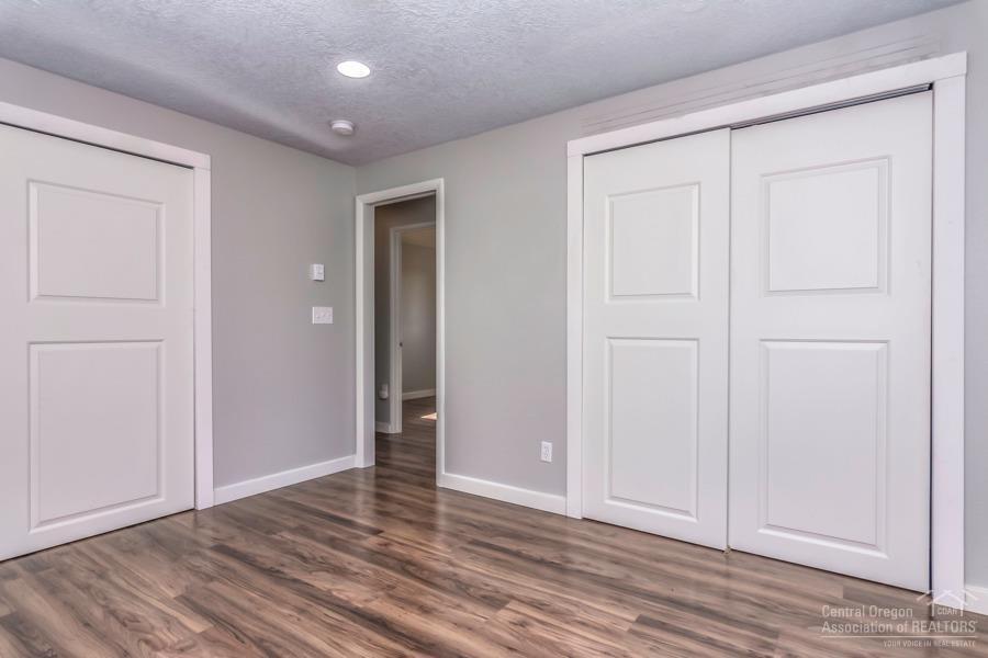 Hillcrest J - Residential