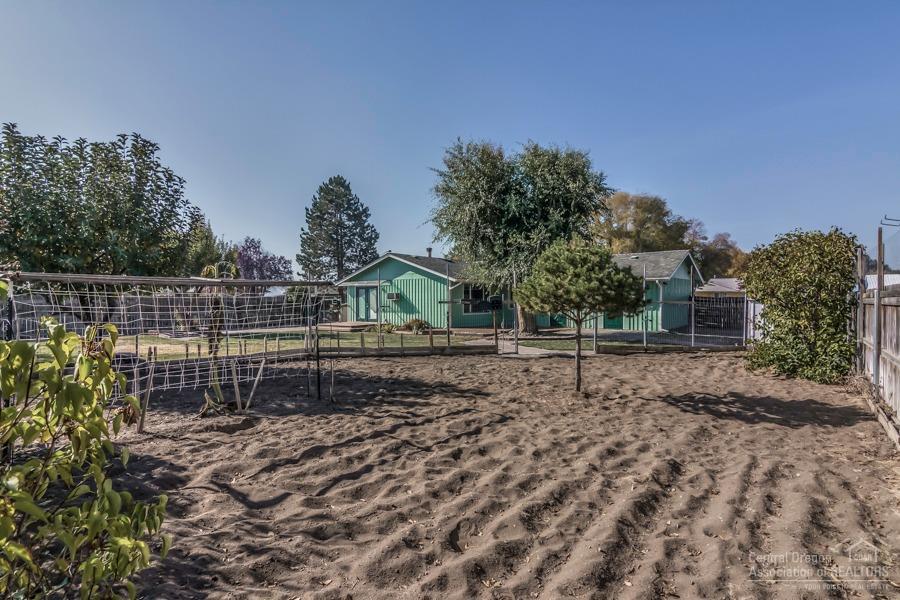 Hillcrest J - Residential