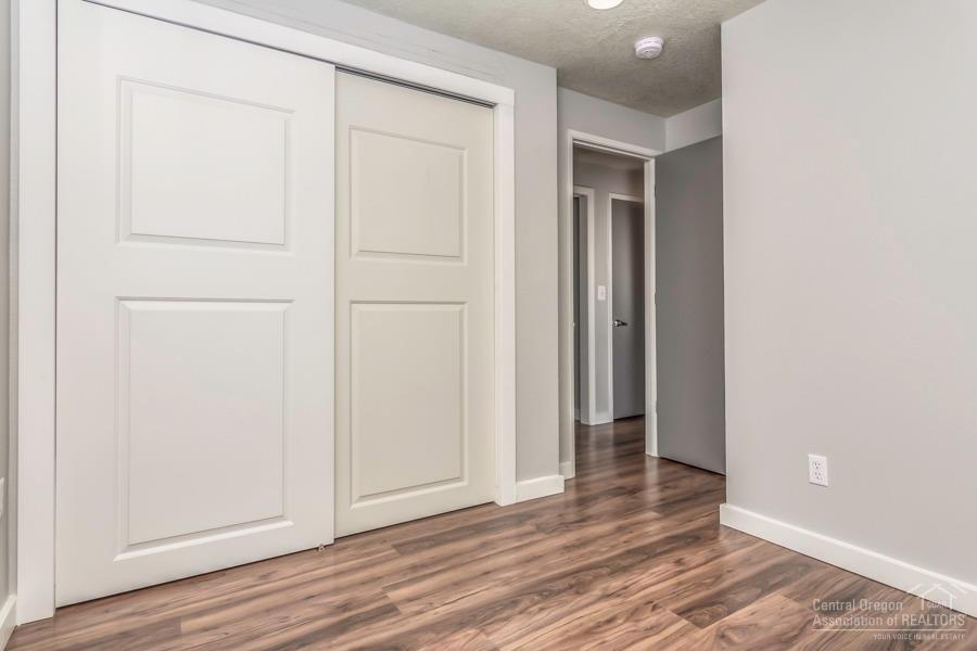 Hillcrest J - Residential