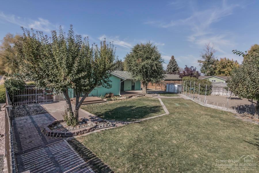 Hillcrest J - Residential