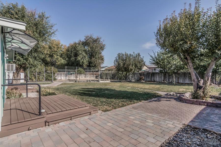Hillcrest J - Residential