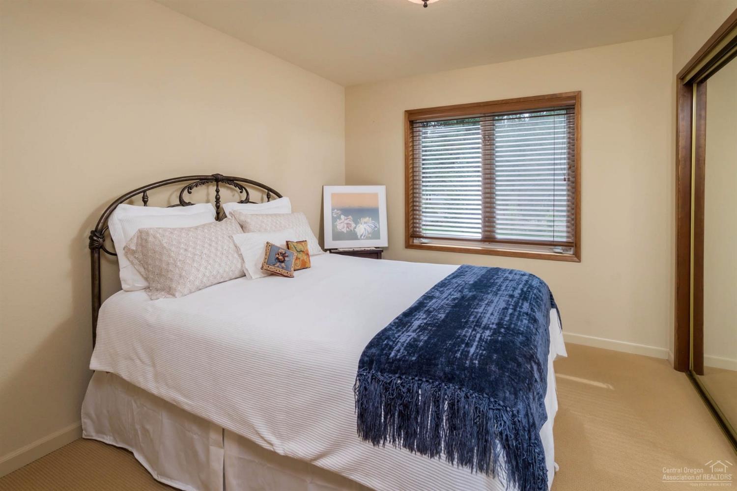 River Bluff Estate - Residential