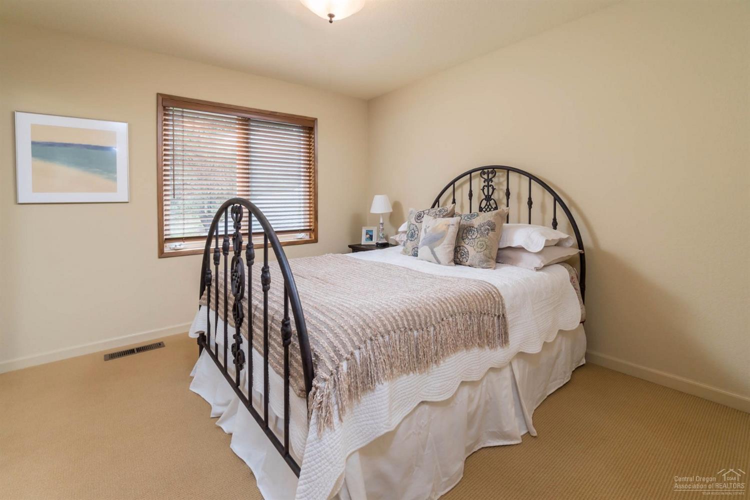 River Bluff Estate - Residential