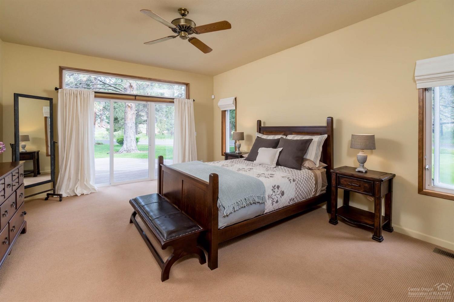 River Bluff Estate - Residential