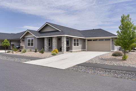 2646 NW 25th Street Redmond OR 97756