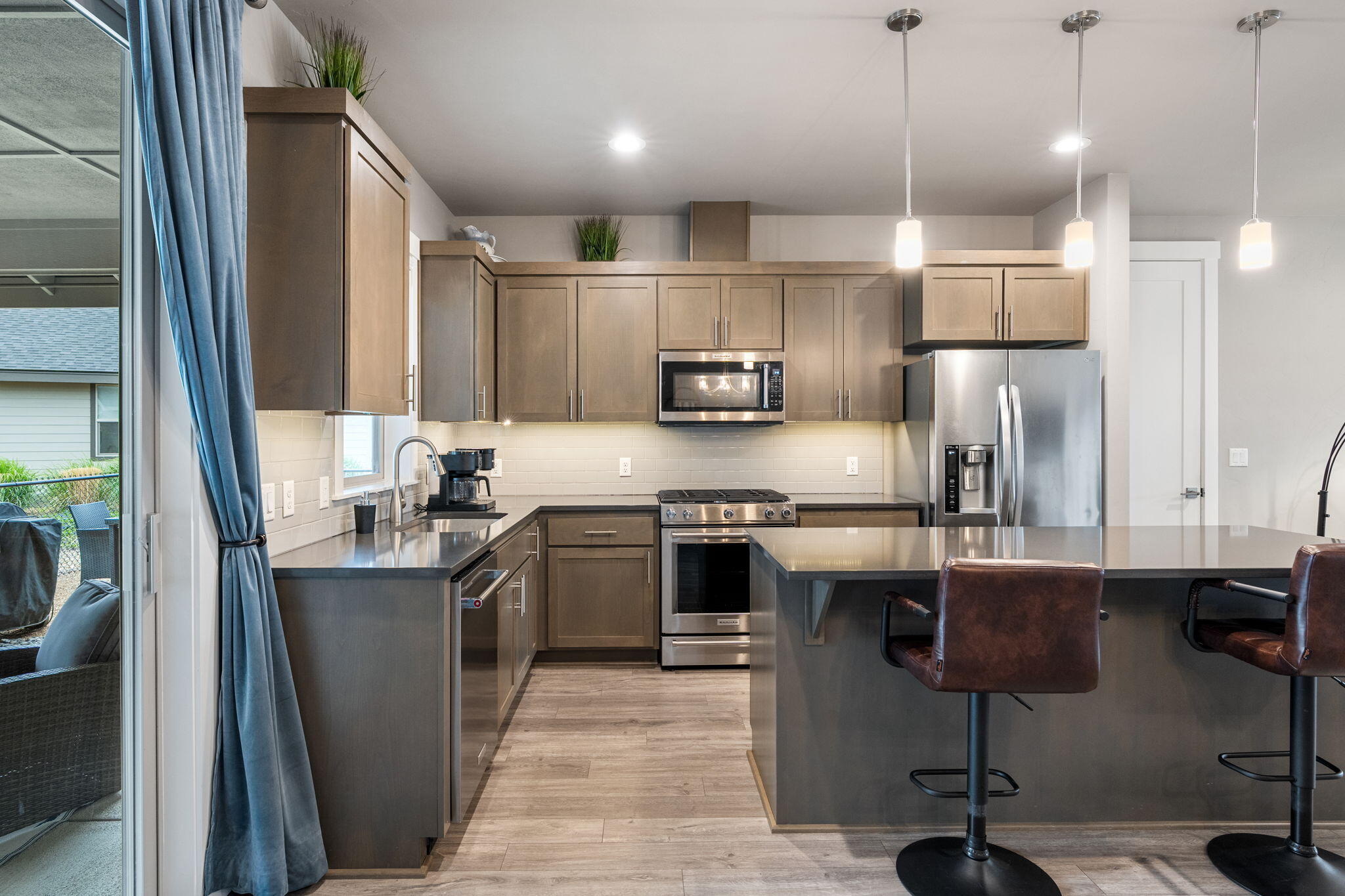 Dry Canyon - Residential