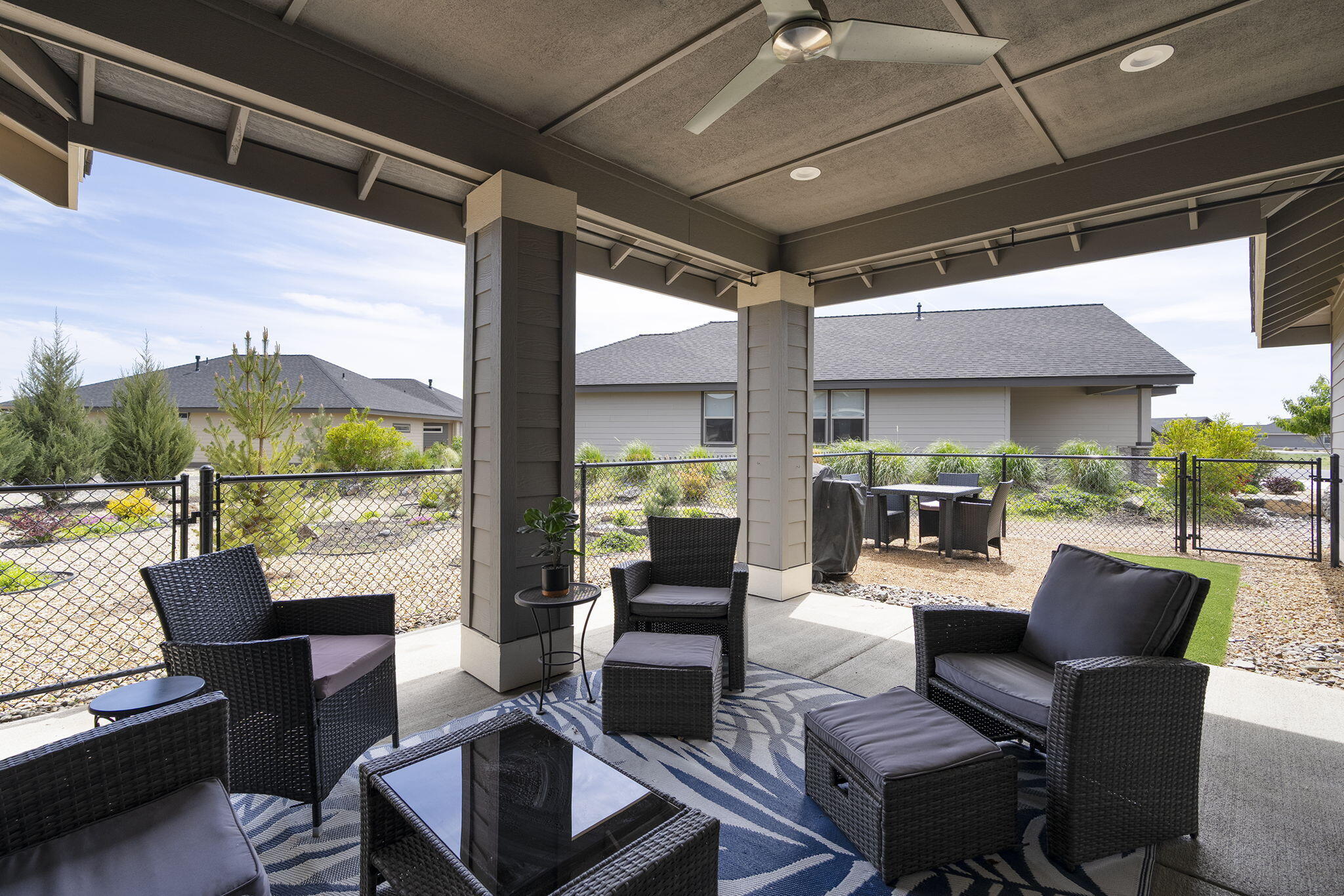 Dry Canyon - Residential