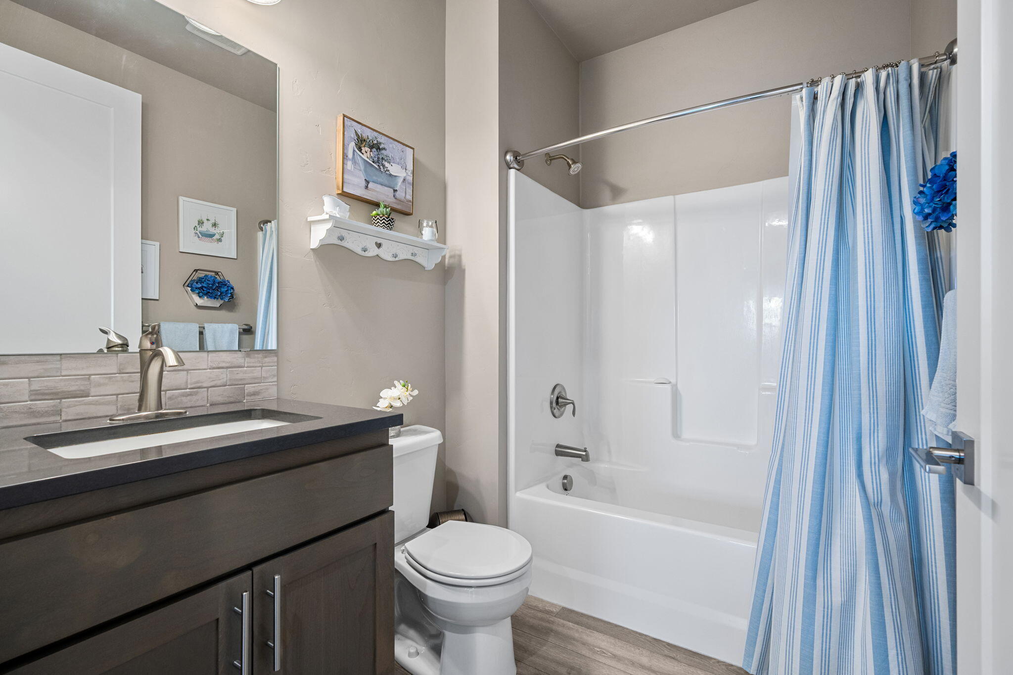 Dry Canyon - Residential