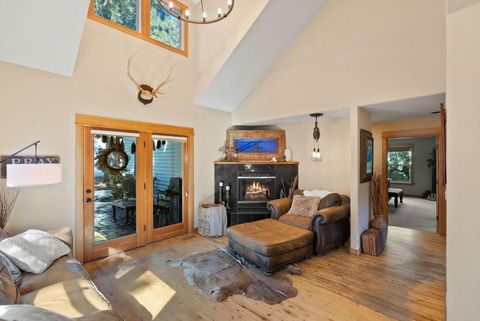 Tiny photo for 2405 NW Skyline Ranch Road, Bend, OR 97703 (MLS # 220213361)