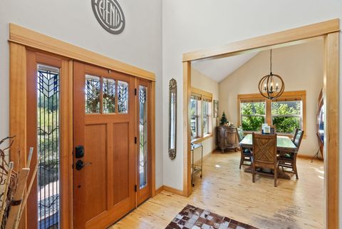 Tiny photo for 2405 NW Skyline Ranch Road, Bend, OR 97703 (MLS # 220213361)