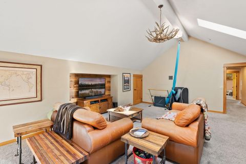 Tiny photo for 2405 NW Skyline Ranch Road, Bend, OR 97703 (MLS # 220213361)