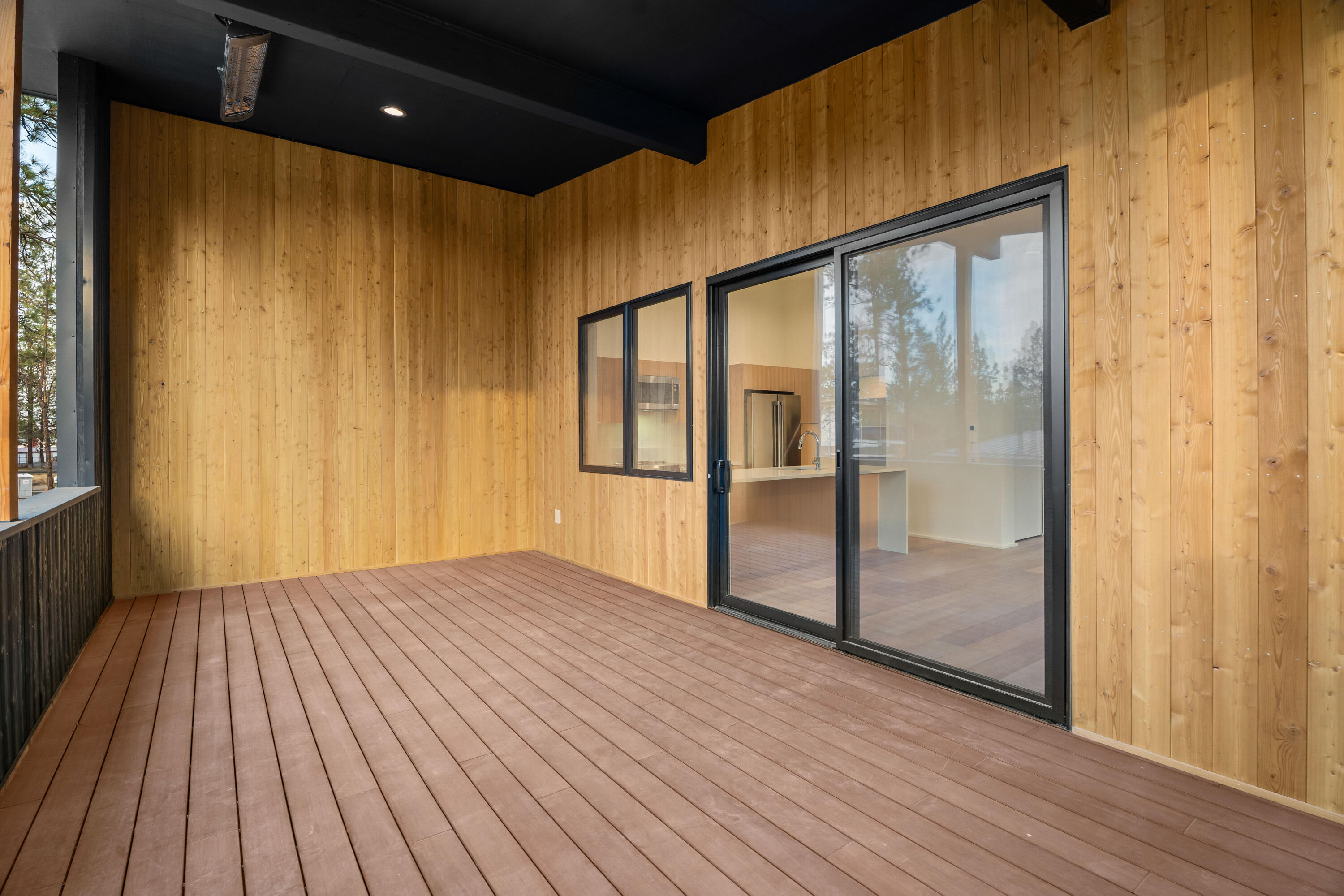 Sisters Woodlands - Residential