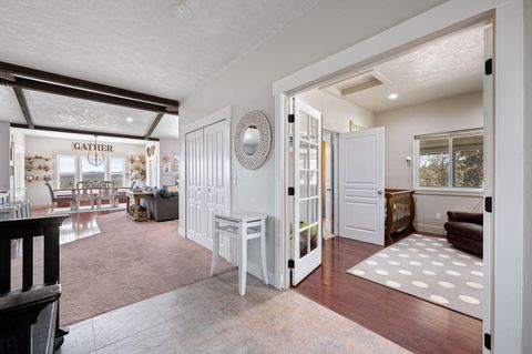 Tiny photo for 444 NW Pinecrest Drive, Prineville, OR 97754 (MLS # 220216976)