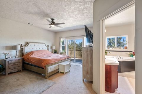 Tiny photo for 444 NW Pinecrest Drive, Prineville, OR 97754 (MLS # 220216976)