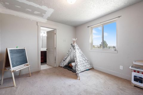 Tiny photo for 444 NW Pinecrest Drive, Prineville, OR 97754 (MLS # 220216976)