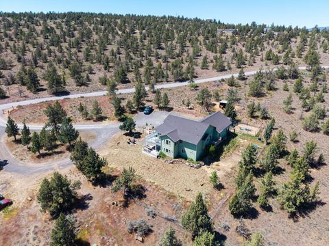 Tiny photo for 444 NW Pinecrest Drive, Prineville, OR 97754 (MLS # 220216976)