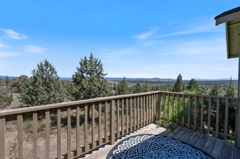 Tiny photo for 444 NW Pinecrest Drive, Prineville, OR 97754 (MLS # 220216976)