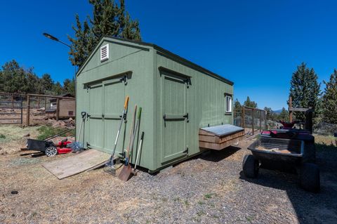 Tiny photo for 444 NW Pinecrest Drive, Prineville, OR 97754 (MLS # 220216976)