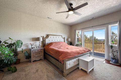 Tiny photo for 444 NW Pinecrest Drive, Prineville, OR 97754 (MLS # 220216976)