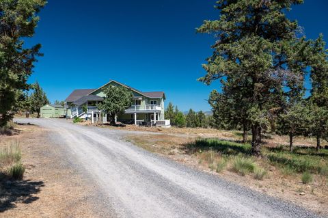 Tiny photo for 444 NW Pinecrest Drive, Prineville, OR 97754 (MLS # 220216976)