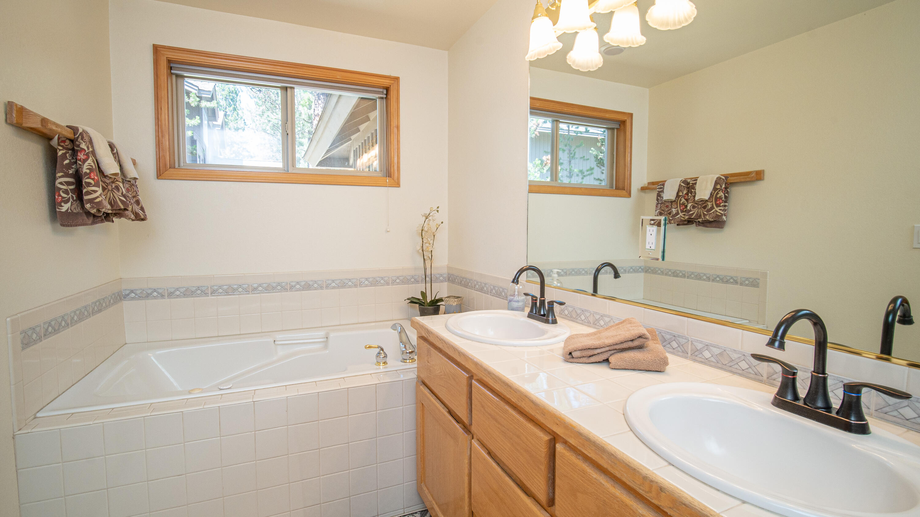 Fairway Point Villag - Residential