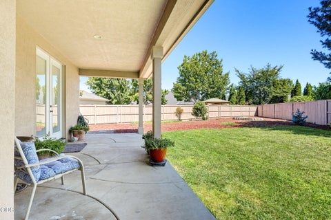Tiny photo for 977 Fairview Court, Eagle Point, OR 97524 (MLS # 220226853)