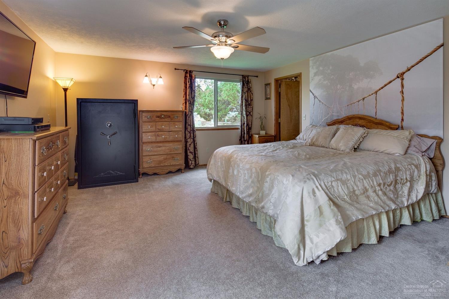Howells Hilltop - Residential